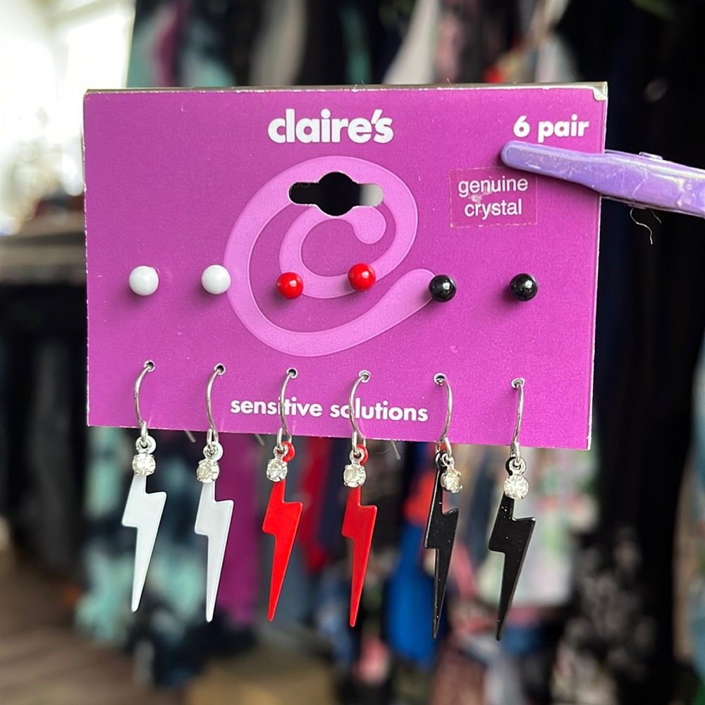 6 new pairs of Claire’s earrings. Mid 2000s Black Red White lightning bolts